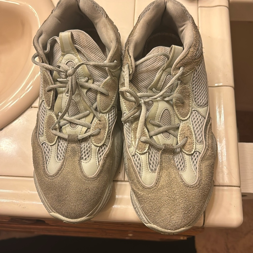 Yeezy Salt 700